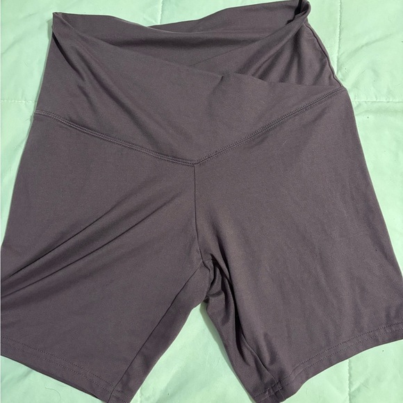 Purple cross over biker shorts - Picture 1 of 3